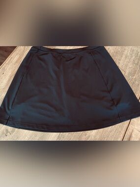 BCG Black Skort  Sz Med